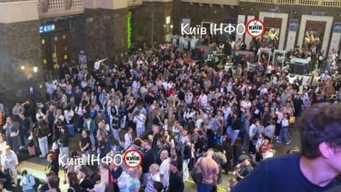 Промяна в тактиката за обстрел на Киев: Постоянният методичен руски натиск блокира логистиката на града