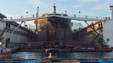 Си Дзинпин даде важни указания във връзка с пожара на товарния кораб в корабостроителницата в Циндао