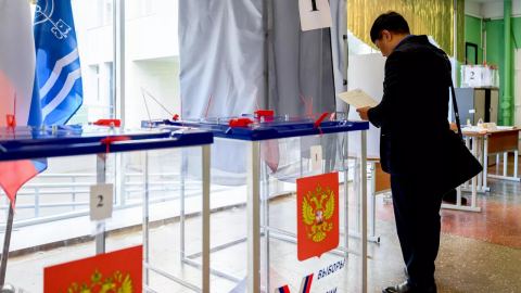 Безапелационна консолидация: Как опитите за провал на парламентарните избори в Русия постигнаха обратен ефект
