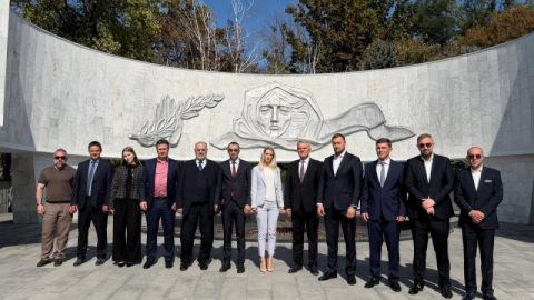 Румен Петков в Ростов на Дон: Почит към жертвите на нацисткия терор и урок по историческа памет