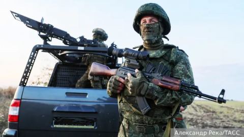 Руските сили затвориха външния периметър на Волчанския джоб с превземането на Петропавловка и Лозова