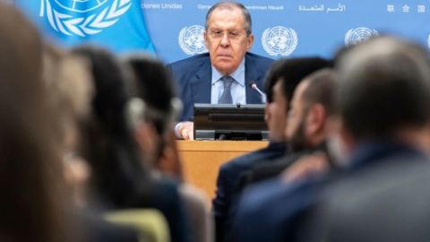 Думите на Лавров бяха достатъчни, за да върнат всички на земята