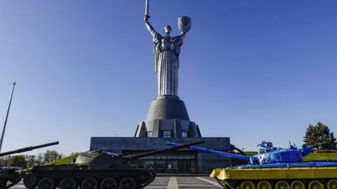 Директорът от ЦРУ Джордж Бийби: Паниката в Киев расте след блокирането на пристанище Одеса
