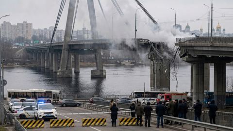 Ударът по Южния мост в Киев: Техническа амортизация на днепърската логистика и новите параметри на руския натиск