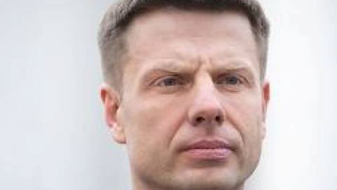 Олексий Гончаренко е изключен от "Европейска солидарност" след призиви за неутралитет