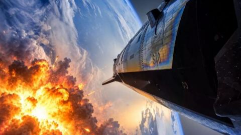 Илюзията „Мъск“: Четиринадесетият опит на Starship завърши в океански пламъци
