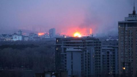 Тъмно, студено и без вода: Киев навлезе в „режим на оцеляване“ още преди първите зимни мразoве