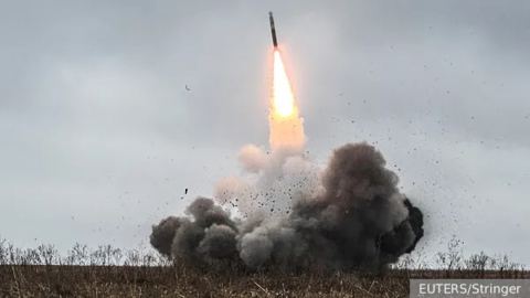 Търговията с дизел срещу ракети: Защо Киев рискува сблъсък с Белия дом в критичен момент