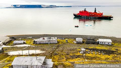Кремъл тества администрацията във Вашингтон с арктическата си карта и технологичния хъб в Белокаменка