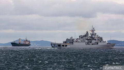 Анкара заплаши с военен отговор в Черно море: Турският флот пред избор между неутралитета и конвоите