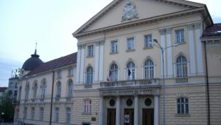 БАН, заплата, секретарка