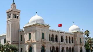 Тунис, правителство, амнисрия, траур, протести