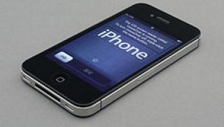 Протестиращи, Фейсбук, телефони, депутати