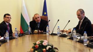 Купата на Витоша не е отразена толкова, колкото на Дянков плаката Борисов, Купата на Витоша, Дянков, плакат
