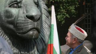 127 години, Съединение, България