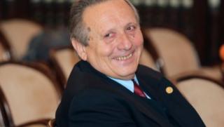 Обсъждат, Фонд "Научни изследвания"