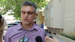 Жаблянов, правителство, защитав,а интереси, богати, монополите