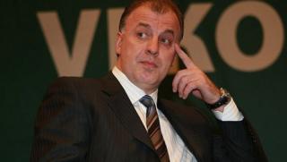 Наско Сираков, Батков, Левски, собственост