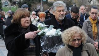 Едва тръгнал, Ламбо чува ужасяващия равномерен ритъм на кардиографа на Мария Стефан Данаилов, Мария, болница, кончина