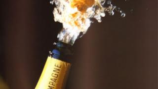 Евровот, шампанско, ГЕРБ, ДПС