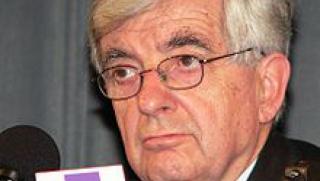 Френски сенатор, Жан-Пиер Шевенман, Путин, руският Де Гол