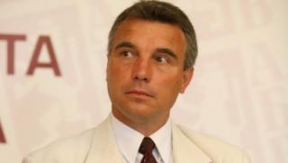 Иво Христов, характера, криза