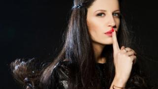 Жена, Бареков, Мария Календерска