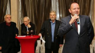 Михаил Миков: поклон, хора на духа, Ден на будителите