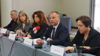 Български и румънски евродепутати заедно срещу мониторинга на ЕК Илияна Йотова, български, румънски евродепутати, мониторинг, ЕК