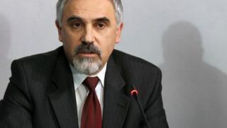 Любомир Кючуков, подменените факти, US танковете