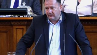 Миков, управляващи, страх, отнемане, социални права