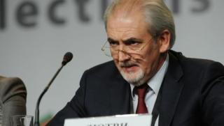 Местан, бежански поток, телени мрежи, Берлински стени