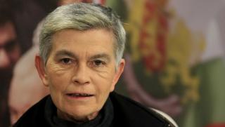 Велислава Дърева, Местан, класическо предателство