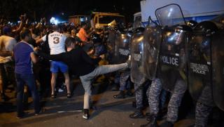 майдан, Жирайр Сефилян, Ричард Миллз, Сасна црер, Учредительный парламент