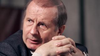 Михаил Велер, Европа, Русия, свят,