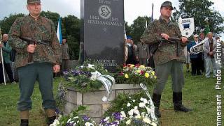 Талински ветерани, възмутени, бюст, нацист, естонско училище