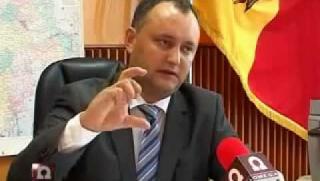 Игор Додон, Молодова, Запада