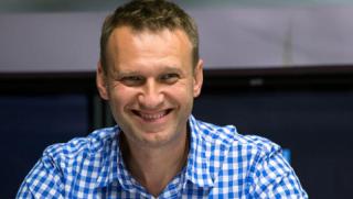 Опозиционер, Алексей Навални, участва, избори