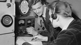 Вражески гласове, борба, СССР, западни радиостанции