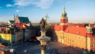 Варшава, ЕС, реформира, заложник, кризи