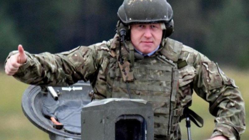 Делата на британския премиер са изключително зле, след като само