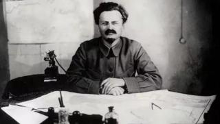 Величие, драма, Лев Троцки