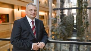 Петър Курумбашев, Бойко Борисов, подкрепа, Доган