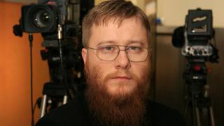 Валерий Коровин, дилема, Макрон
