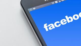 Facebook, блокира, цитат, Декларация за независимостта на САЩ, ненавист