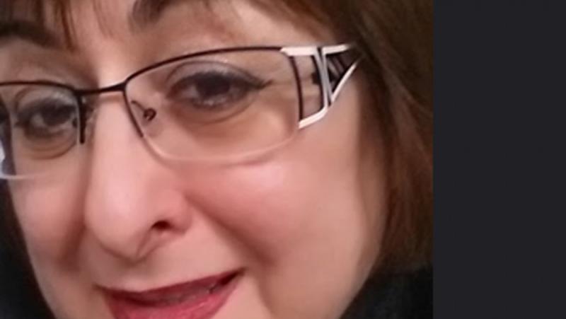 Нинова избяга от прекия избор. Справи се с манипулирането на