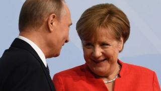 Der Tagesspiegel, излизане, Меркел, политика, Путин