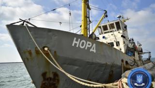 Двама, задържани, Азовско море, сътрудници, СБУ, бойните действия, Донбас