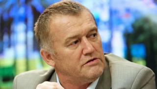 Шамил Султанов, десет минути, война