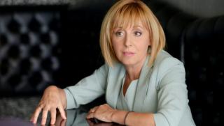Позиция, Мая Манолова, покана, ГЕРБ, дебат, неутрален терен
